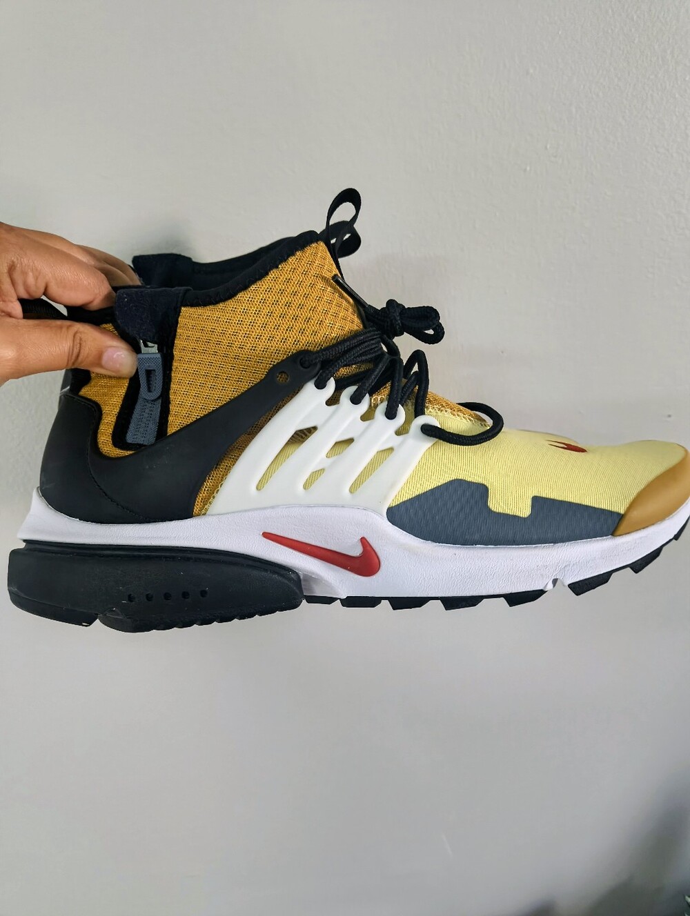 Nike Air Presto Mid Utility Men's Sneaker